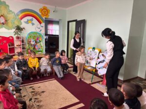 «Мектепке дейінгі тәрбие және оқыту» мамандығының студенттері